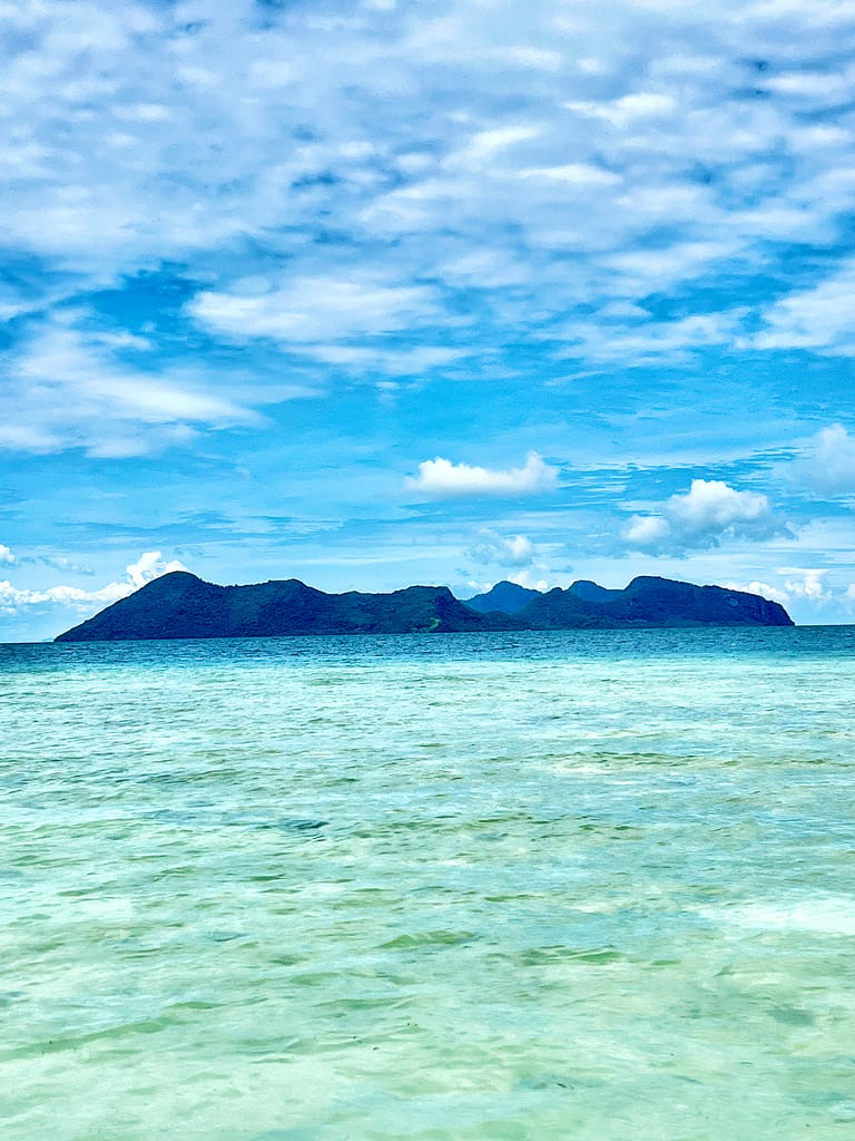 Island in Tun Sakaran Marine Park near Semporna