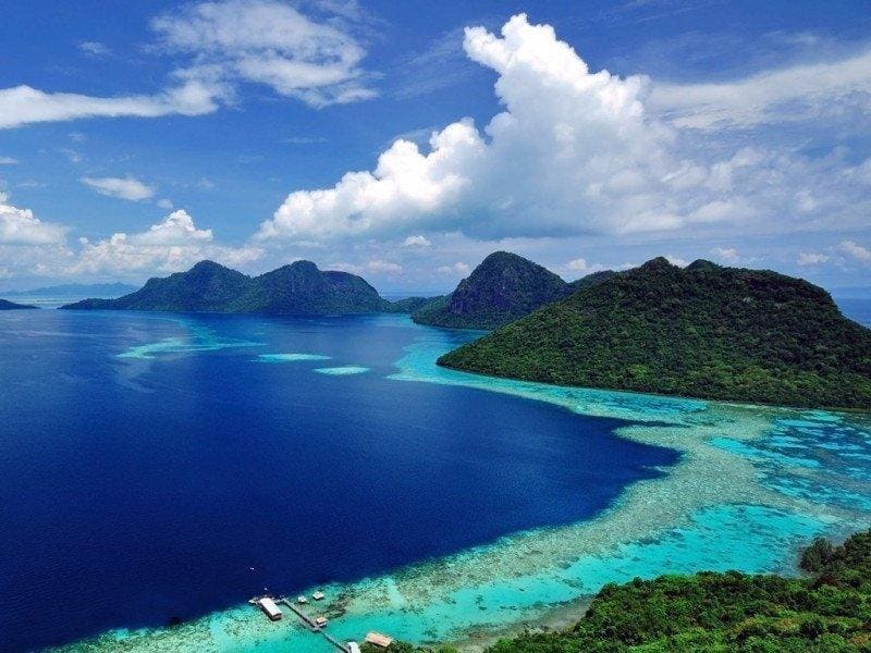 Bohey Dulang island in Tun Tun Sakaran Marine Park near Mataking Island